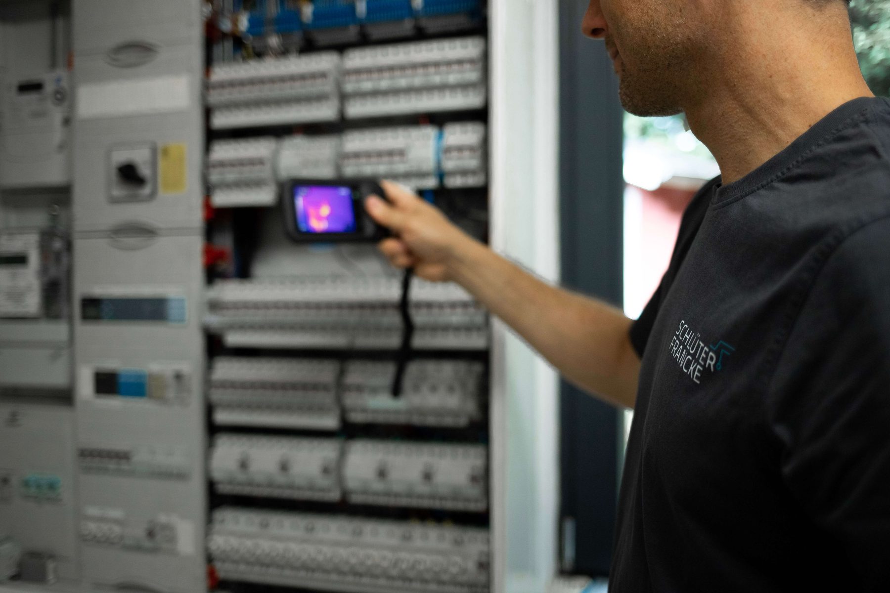 Neue VdS 2228: Mehr Klarheit bei unabhängigen Prüfungen elektrischer Anlagen